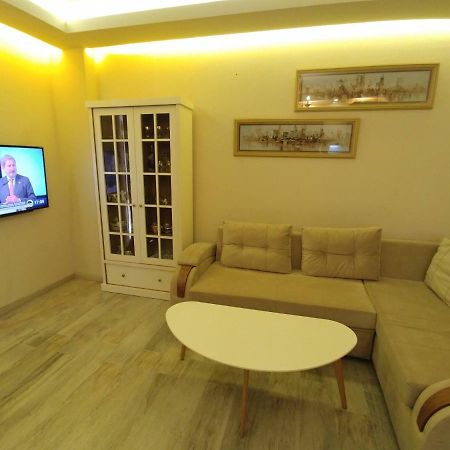 Asmati Apartment 2 Batoemi Buitenkant foto