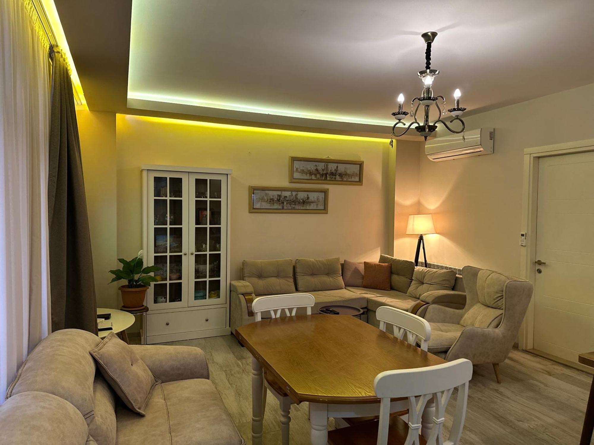 Asmati Apartment 2 Batoemi Buitenkant foto