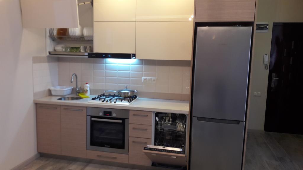Asmati Apartment 2 Batoemi Buitenkant foto