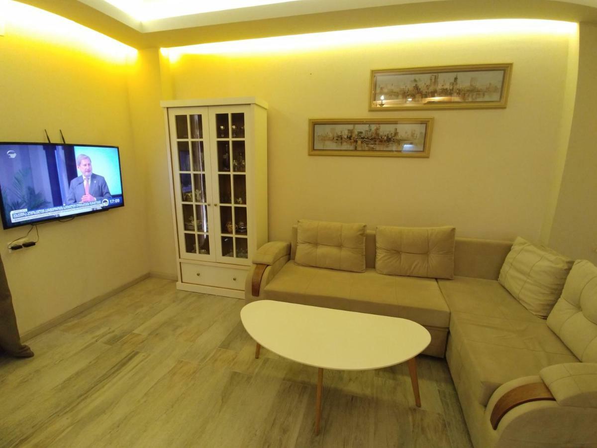 Asmati Apartment 2 Batoemi Buitenkant foto