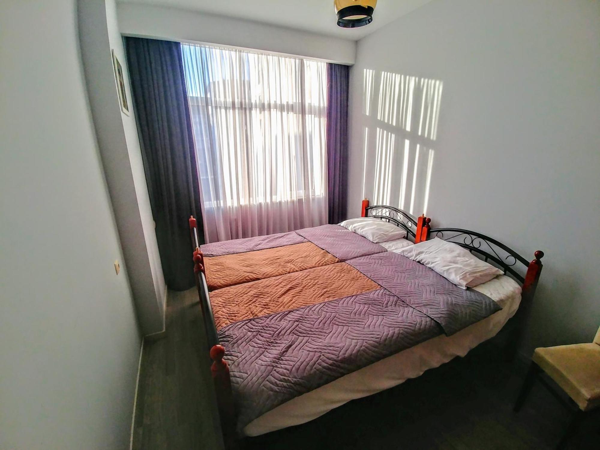Asmati Apartment 2 Batoemi Buitenkant foto